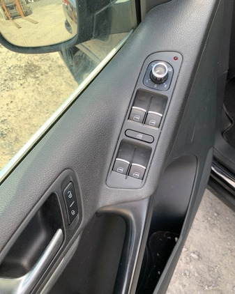 Volkswagen Tiguan cena 28900 przebieg: 281200, rok produkcji 2012 z Pleszew małe 172